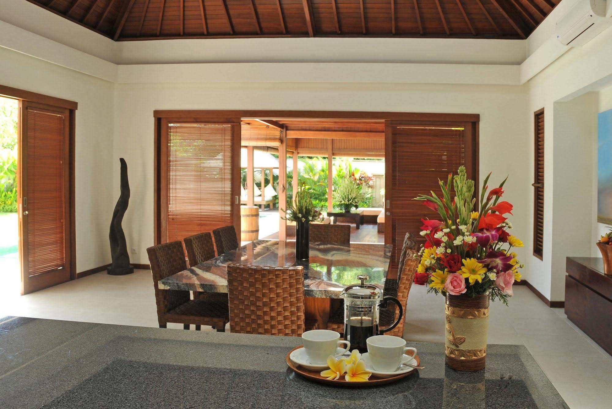 Saba Villa Canggu Buitenkant foto