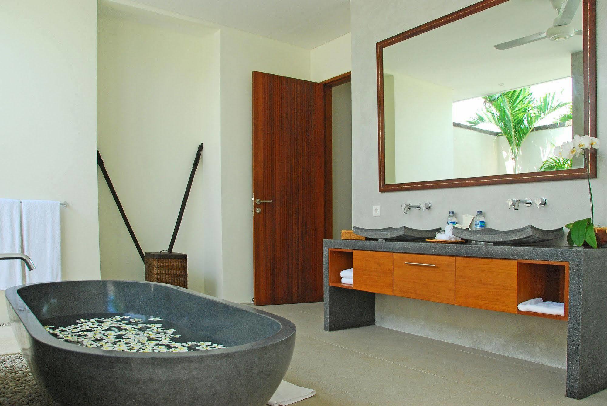 Saba Villa Canggu Buitenkant foto